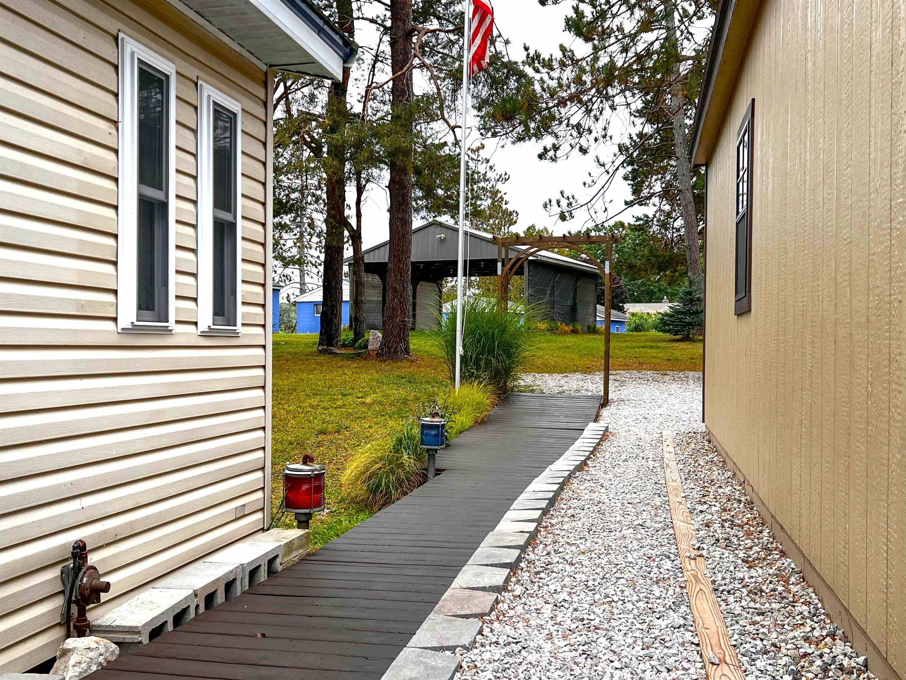 Sears, MI 49679,3231 Miller DR