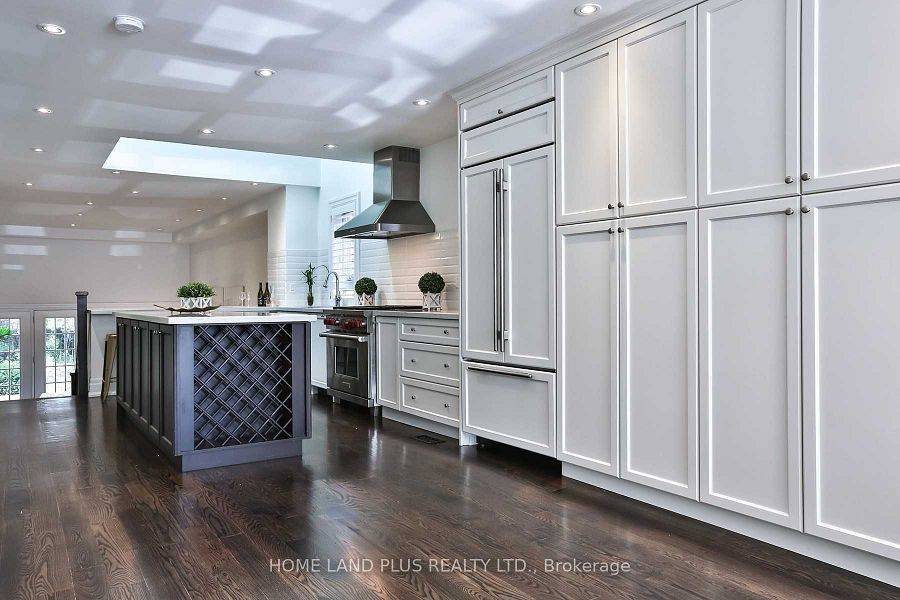 Toronto C04, ON M4N 1X4,248 Ranleigh AVE