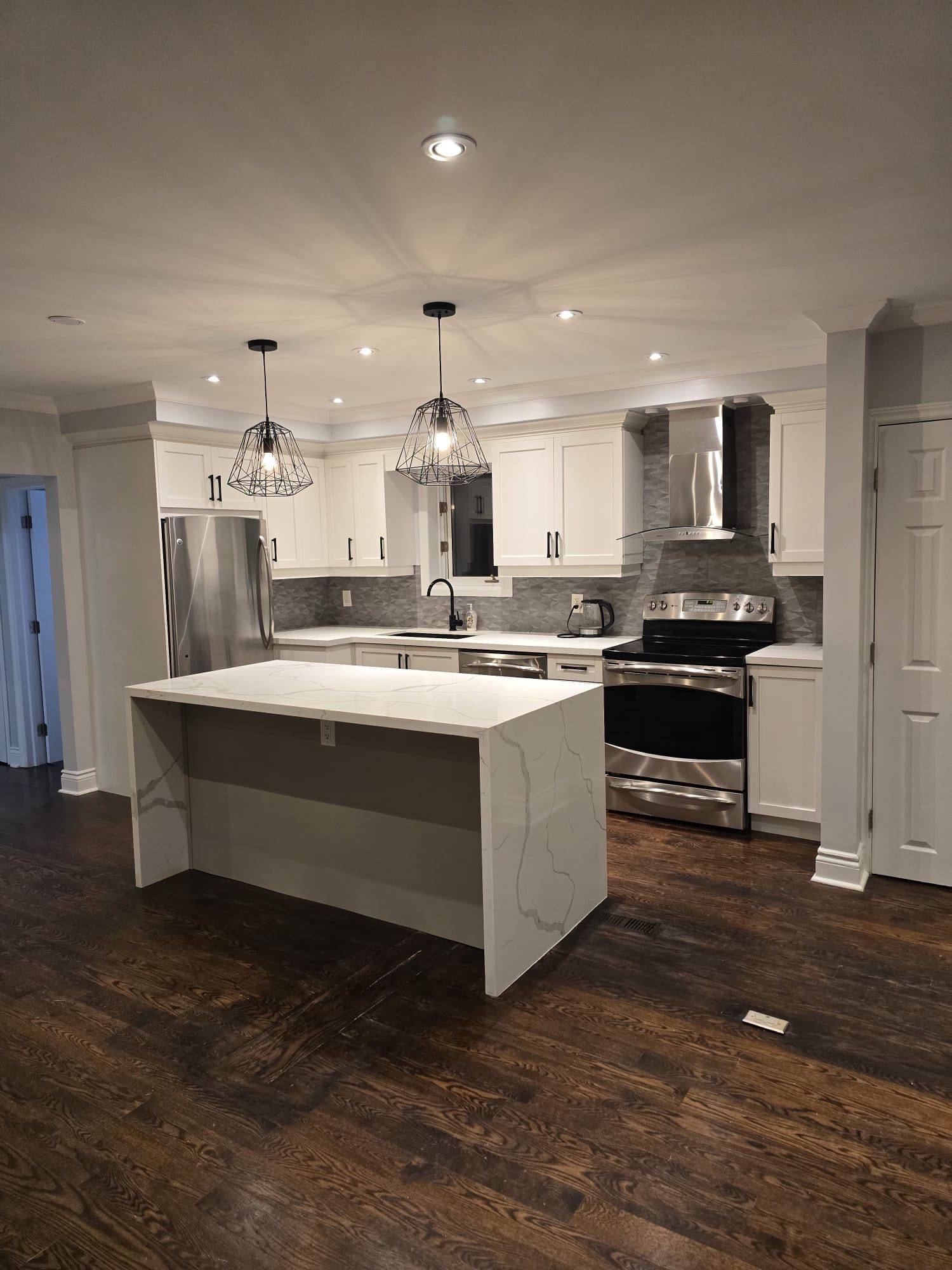 Toronto E08, ON M1M 2K8,129 Chine DR S