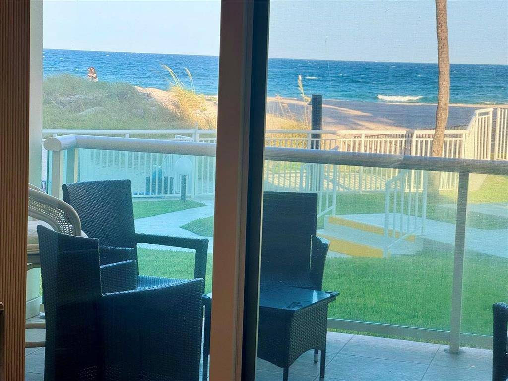 Lauderdale By The Sea, FL 33308,6000 N Ocean Blvd #1D