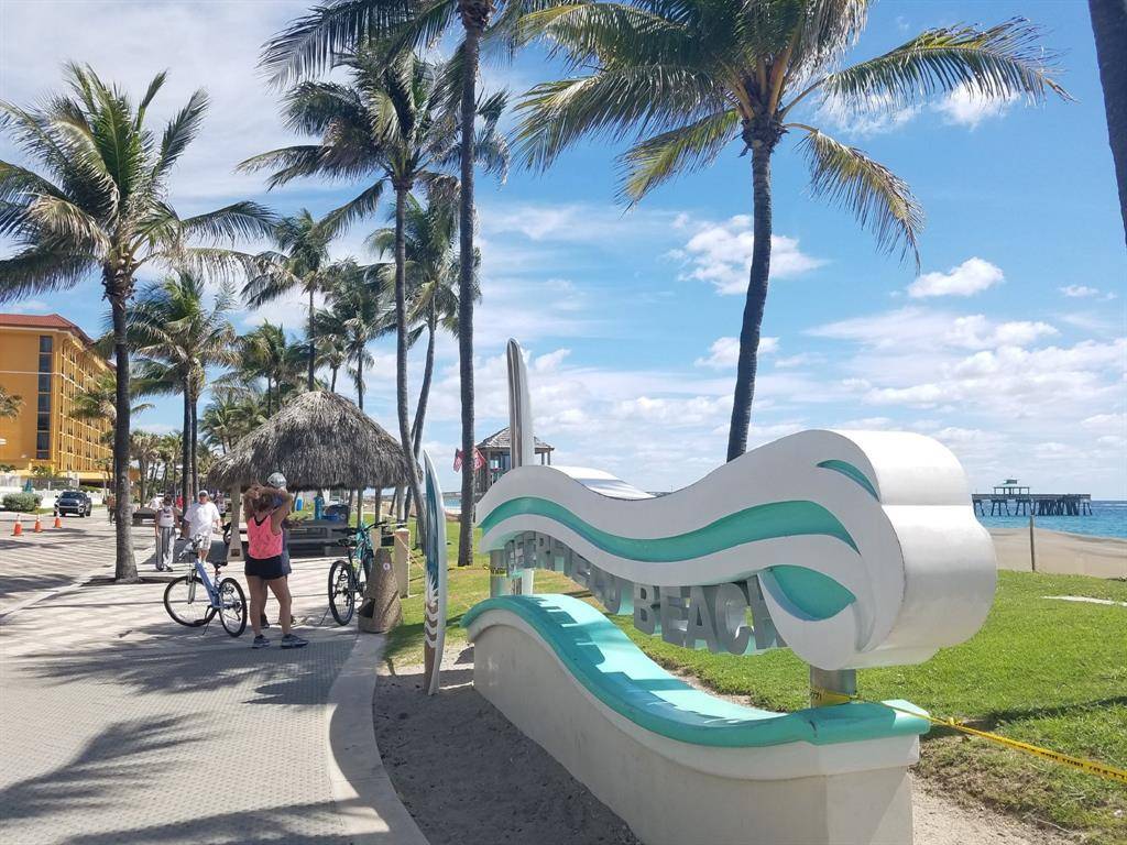 Deerfield Beach, FL 33441,9 NE 20th Ave #403