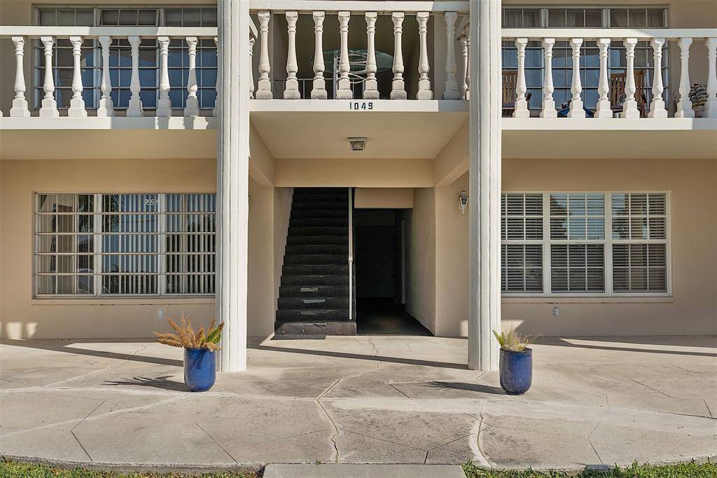 Wilton Manors, FL 33311,1049 NW 30th Ct #4