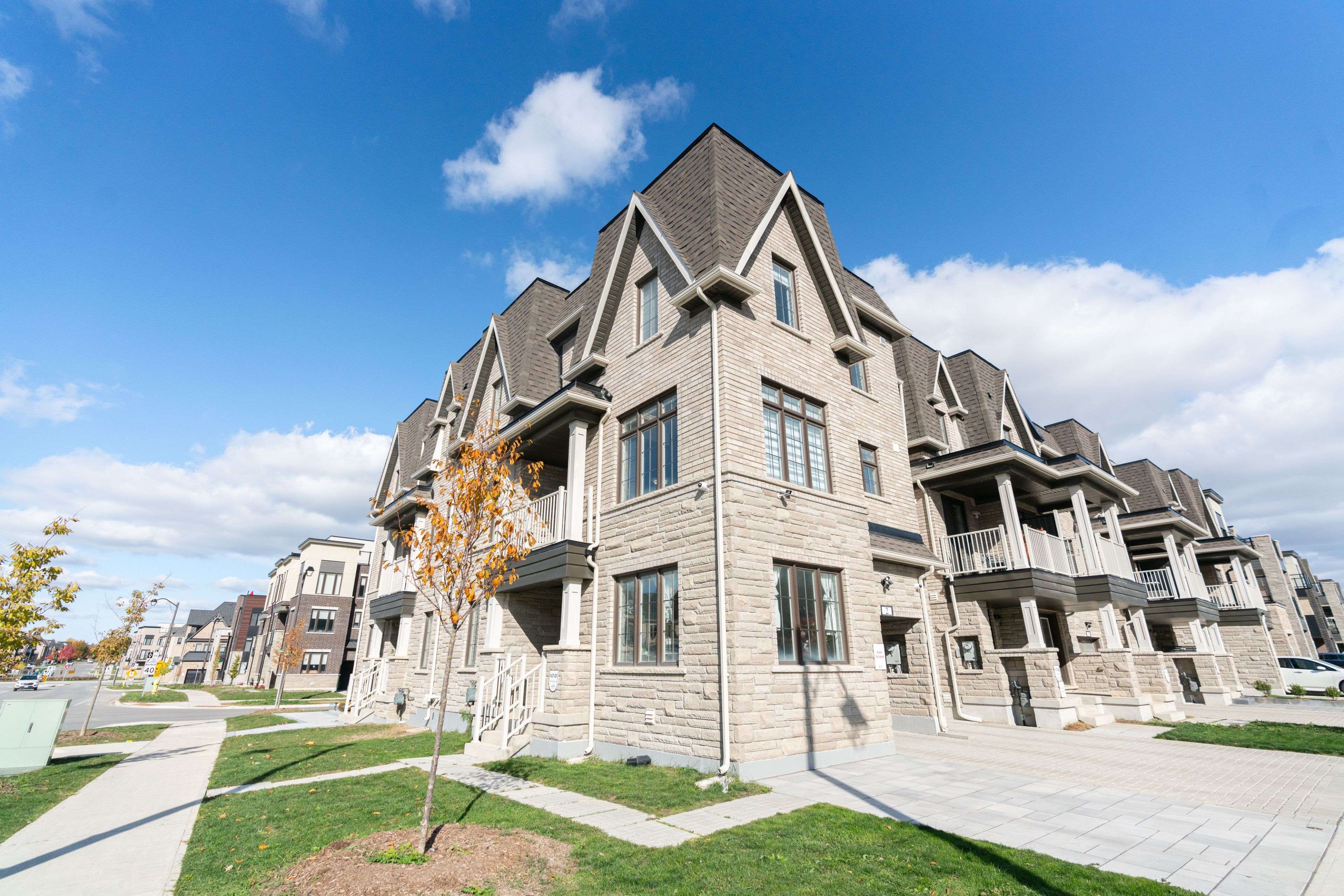 Markham, ON L6C 3J3,2 William Shearn CRES