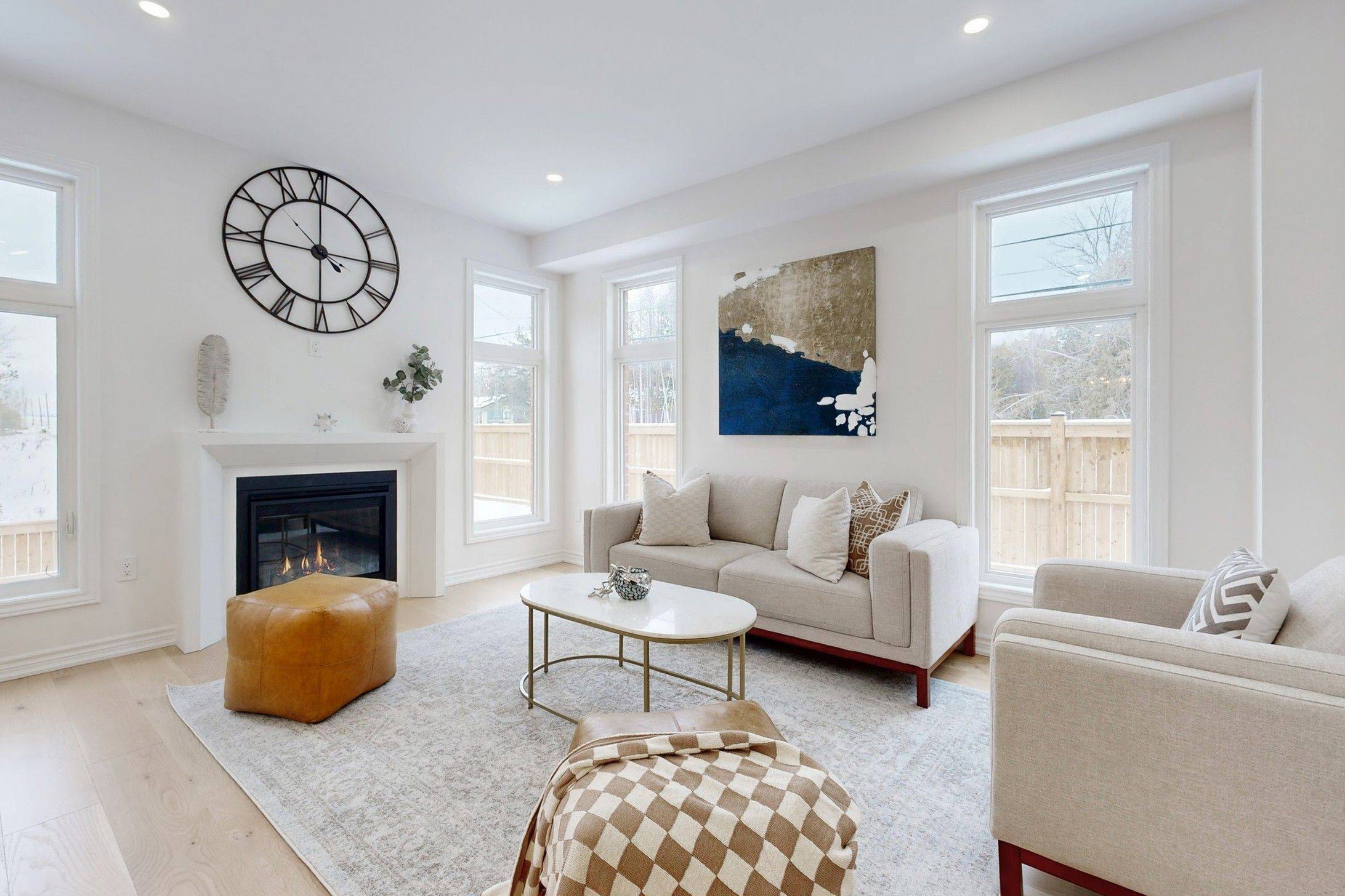 Georgina, ON L0E 1R0,1 Big Canoe DR