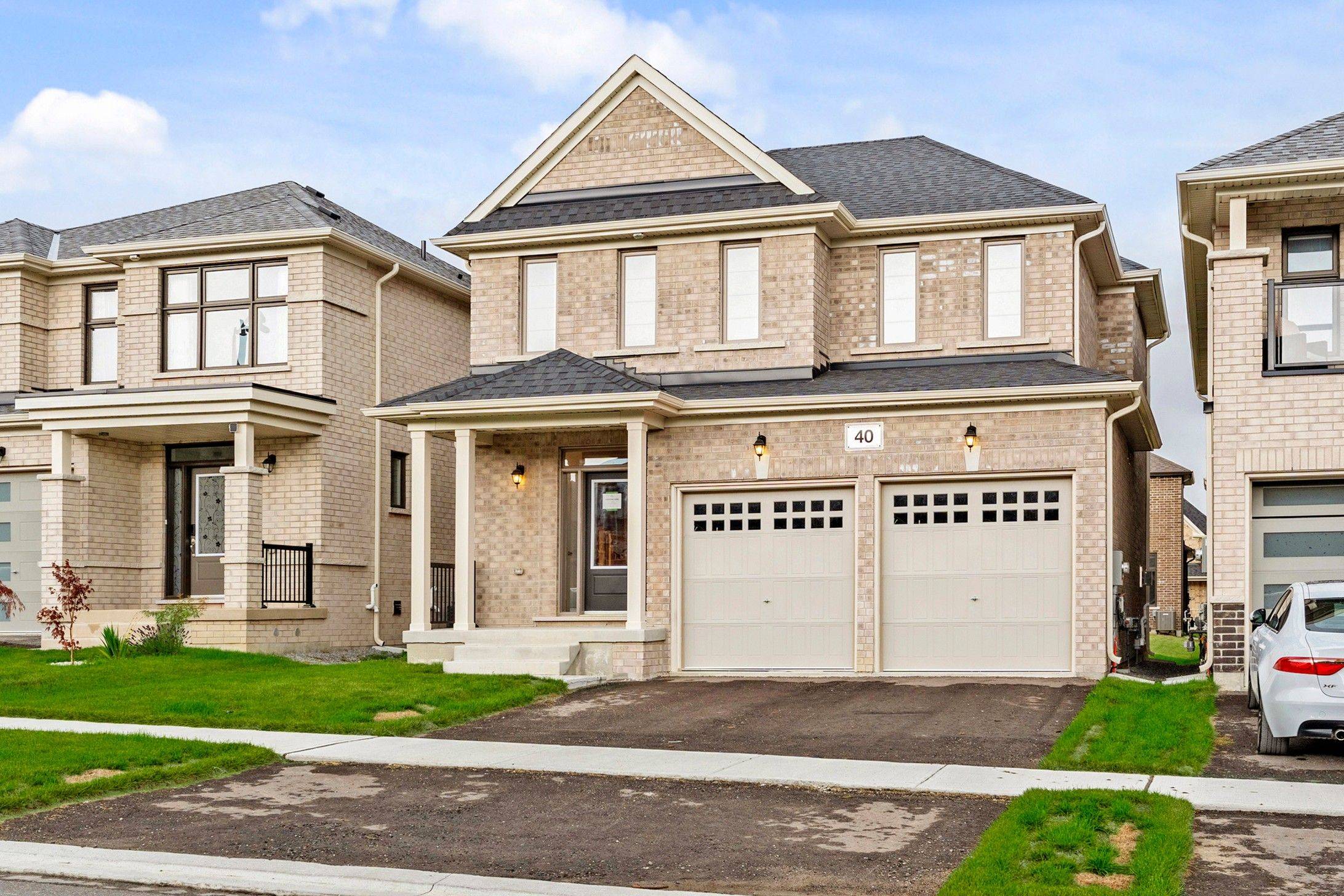 Georgina, ON L0E 1R0,40 Ainslie Hill CRES