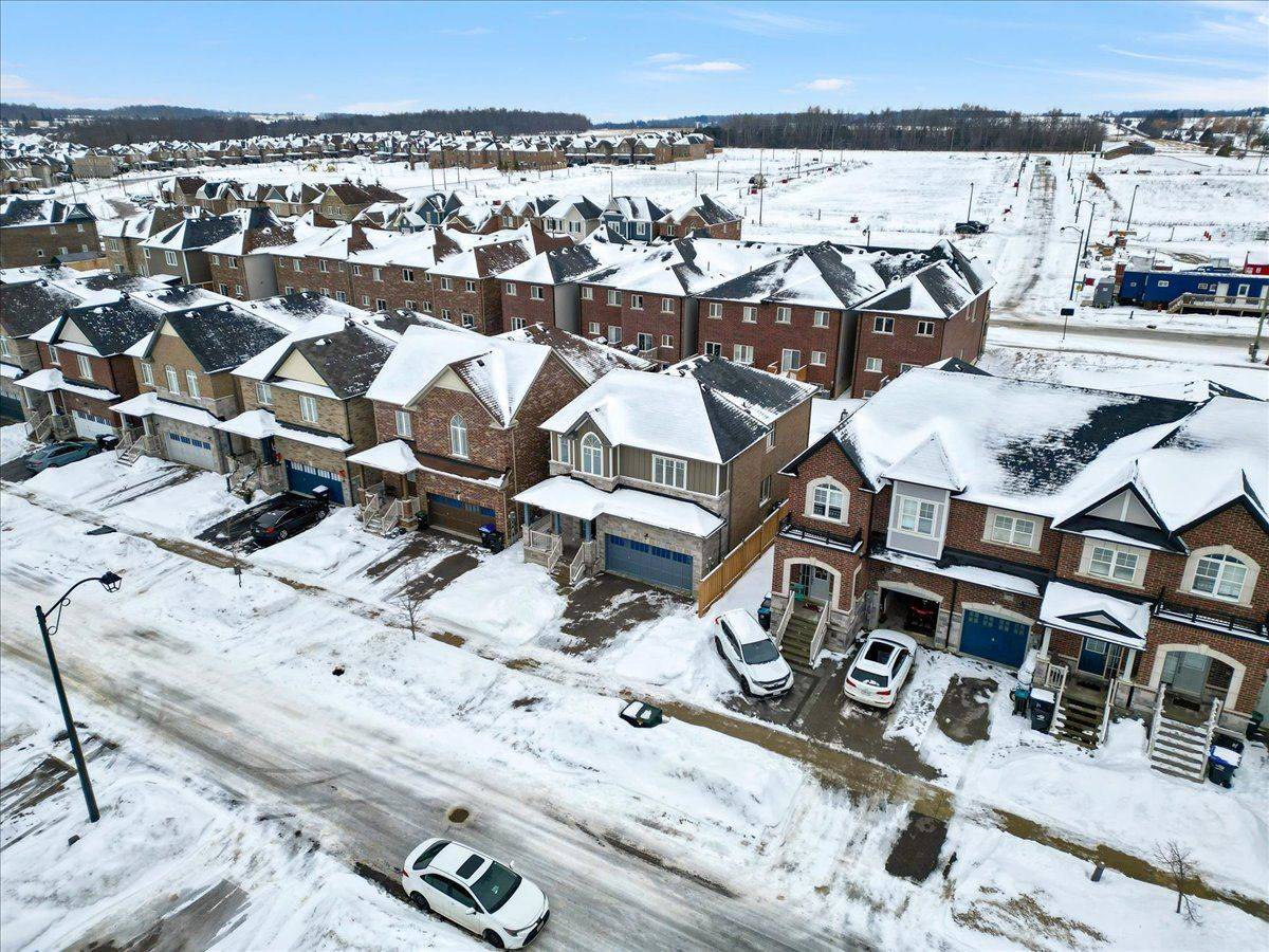 Innisfil, ON L0L 1W0,1252 Peelar CRES