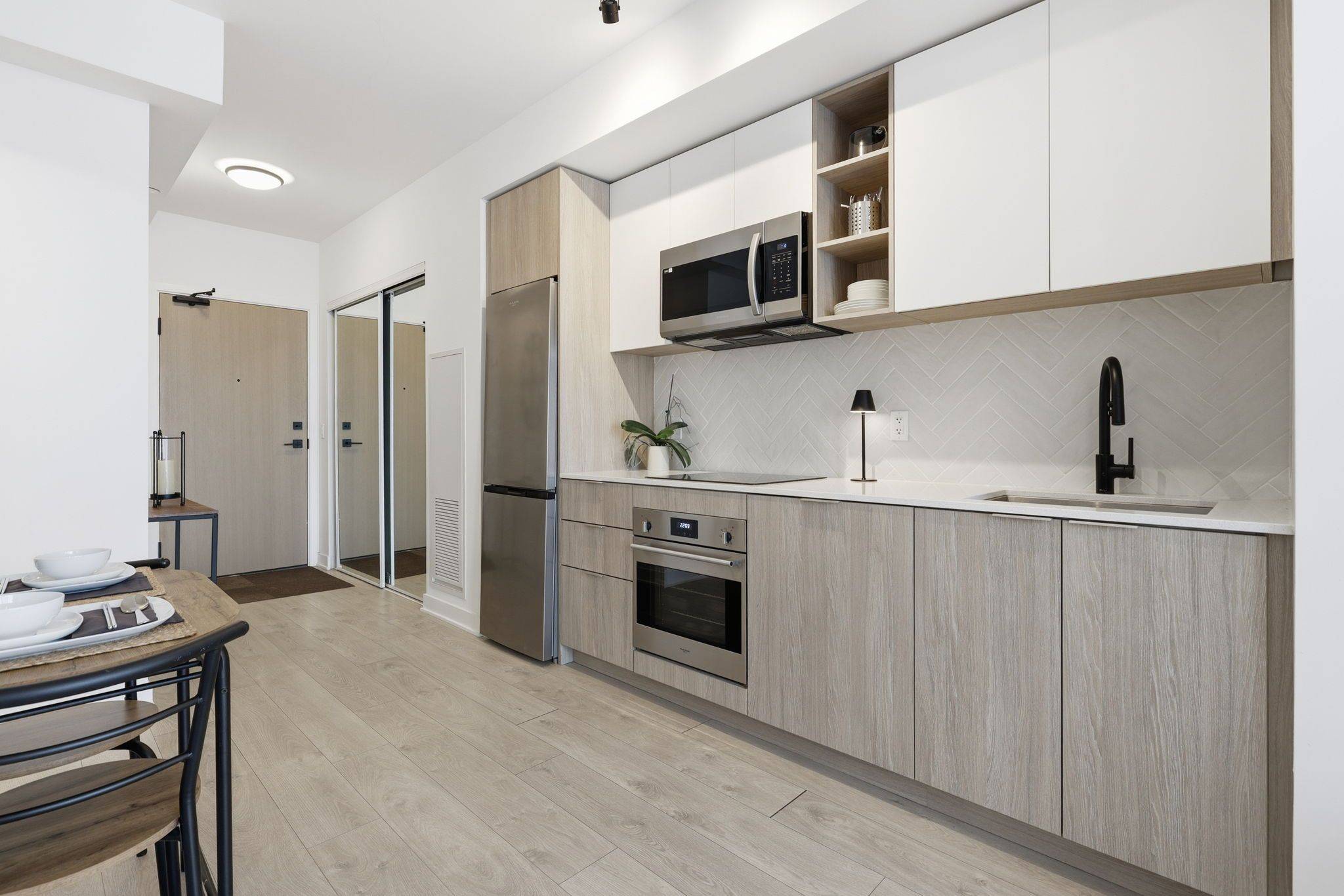 Toronto W08, ON M8Z 0G5,36 Zorra ST #3111