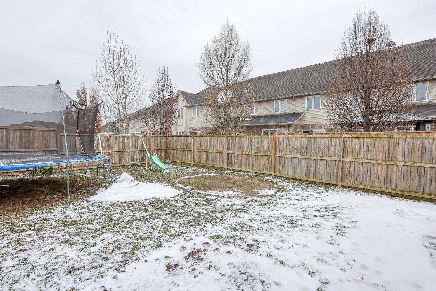 Woodstock, ON N4T 0G3,1160 Caen AVE