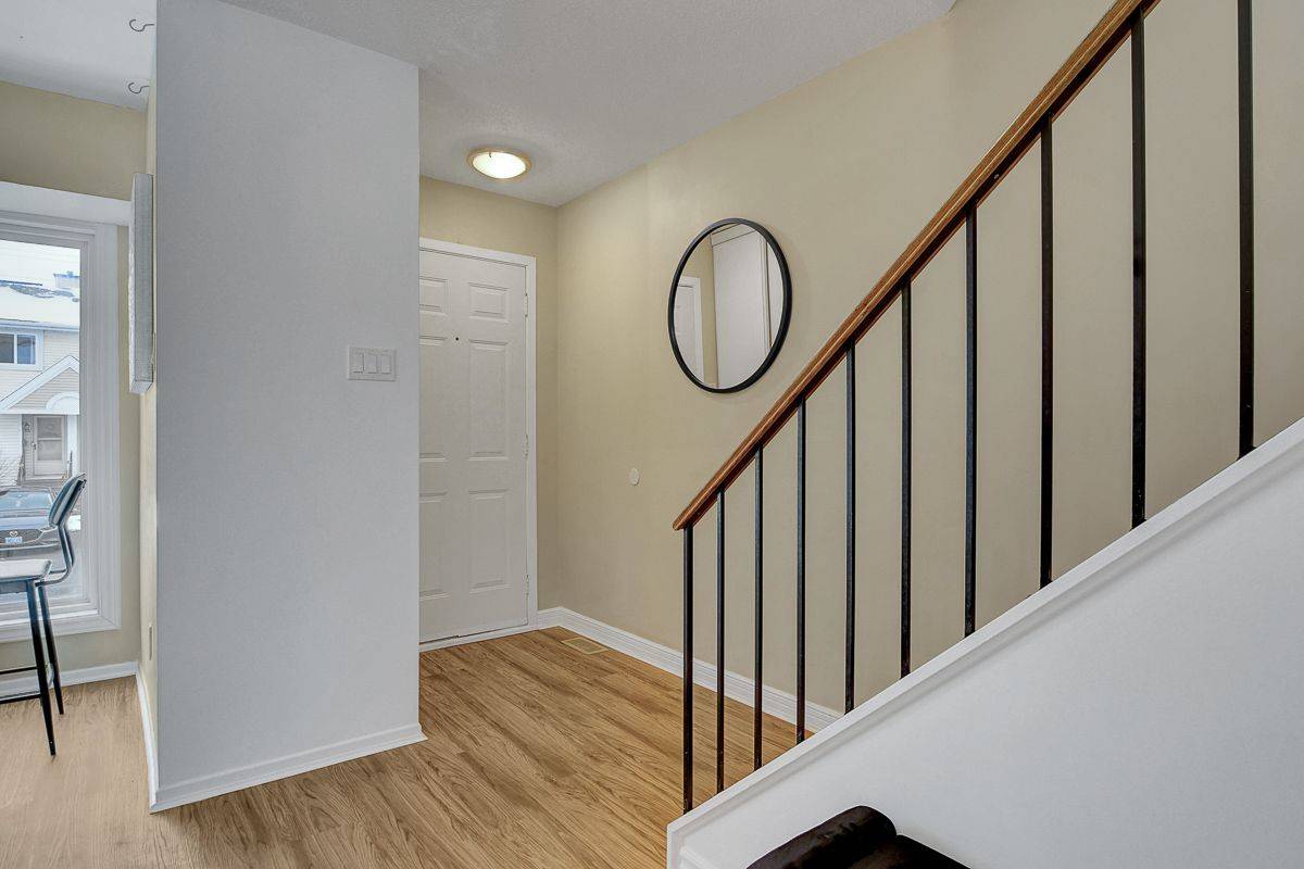 Kanata, ON K2L 3V5,47 Mcdermot CT