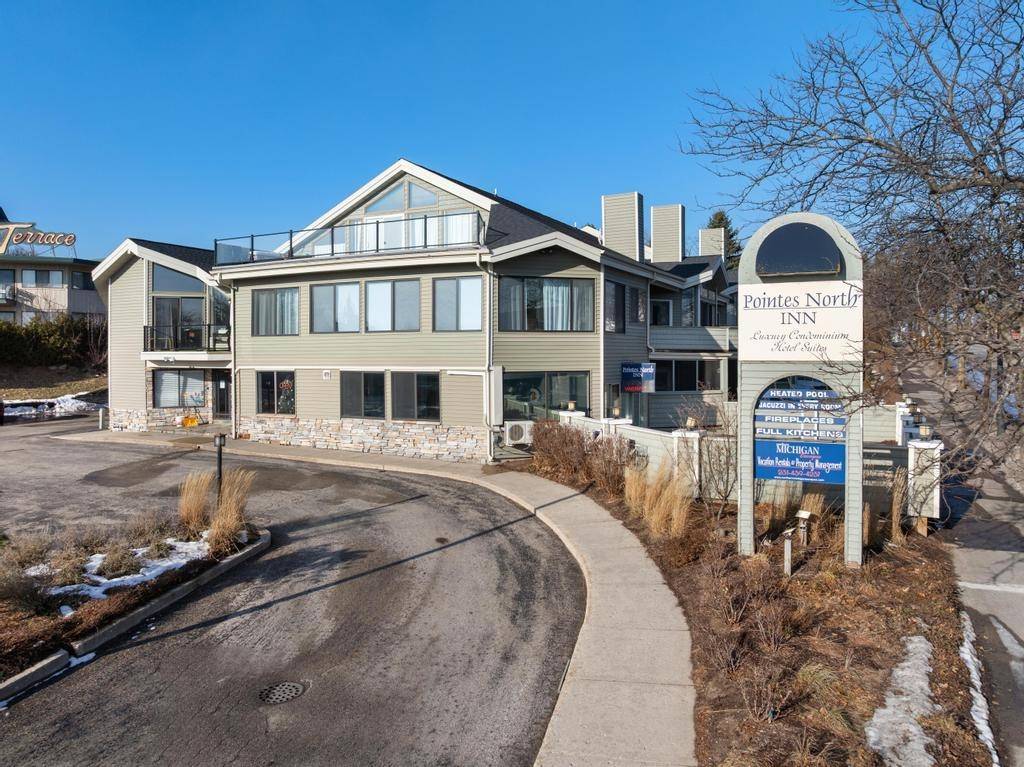 Charlevoix, MI 49720,101 Michigan AVE