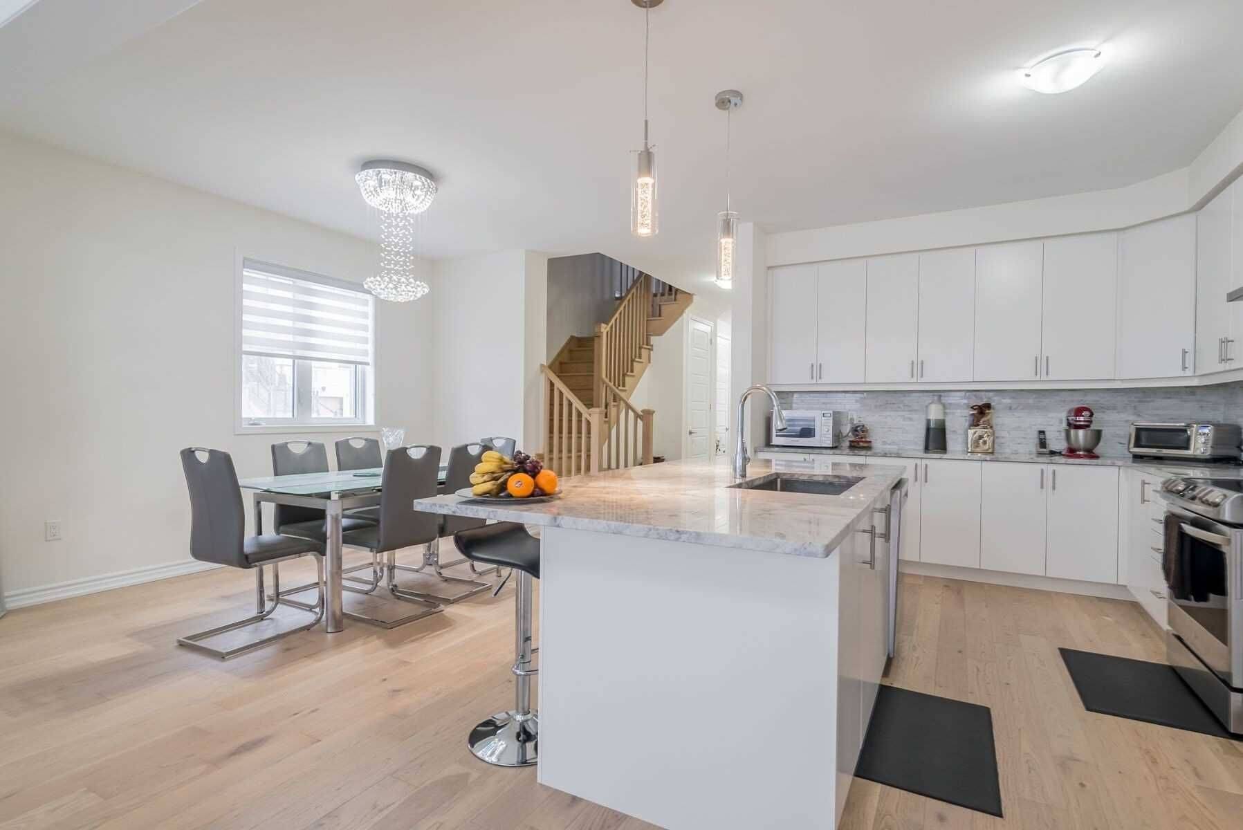 Toronto W06, ON M8W 0B4,35 Father Redmond WAY