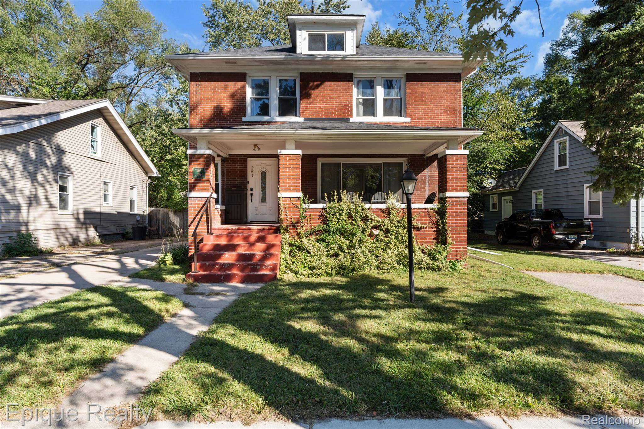 Ferndale, MI 48220,261 E Webster ST