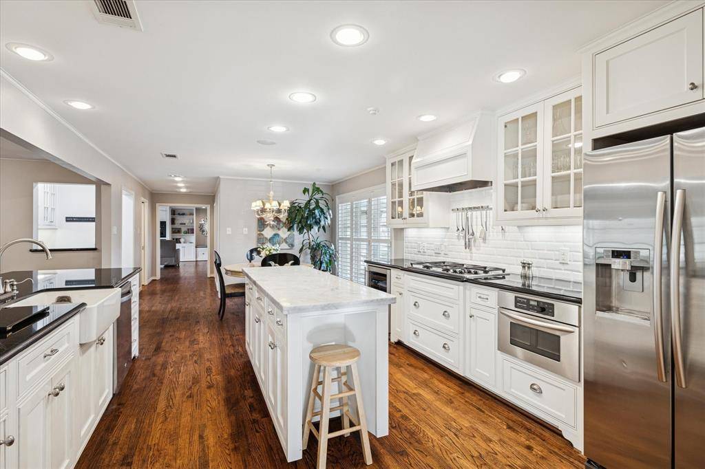 Dallas, TX 75244,12650 Harriet Circle