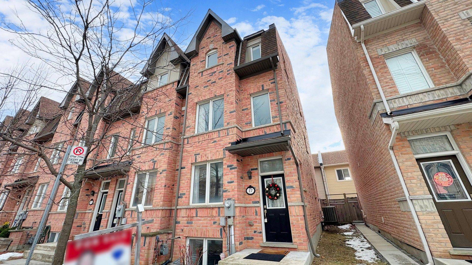 Toronto E04, ON M1P 2X1,17 Kawneer TER