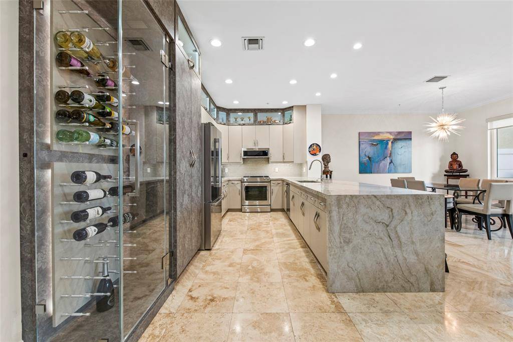 Fort Lauderdale, FL 33305,2517 NE 18th St