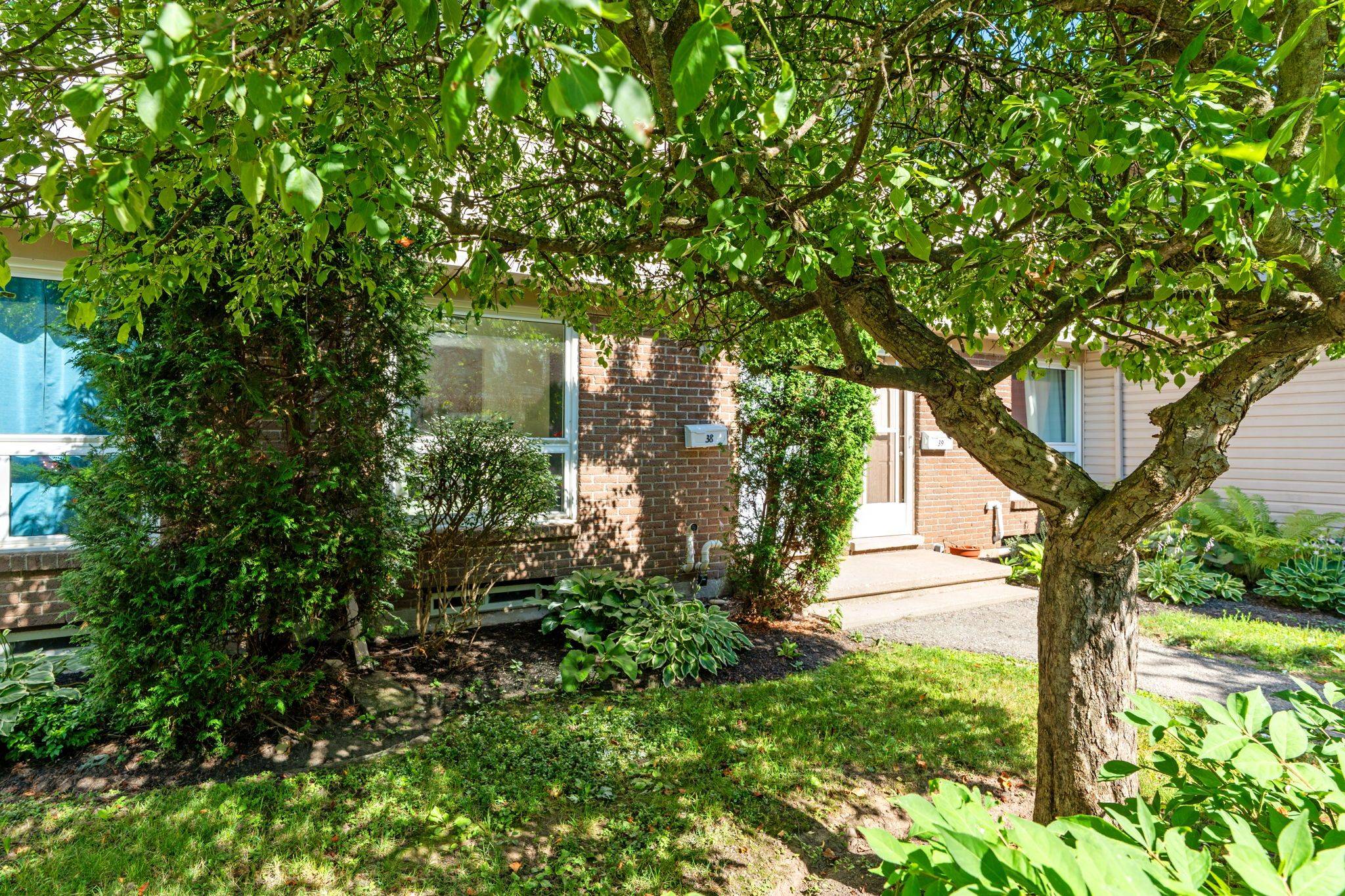 Stratford, ON N4Z 1B3,88 Avonwood DR #38