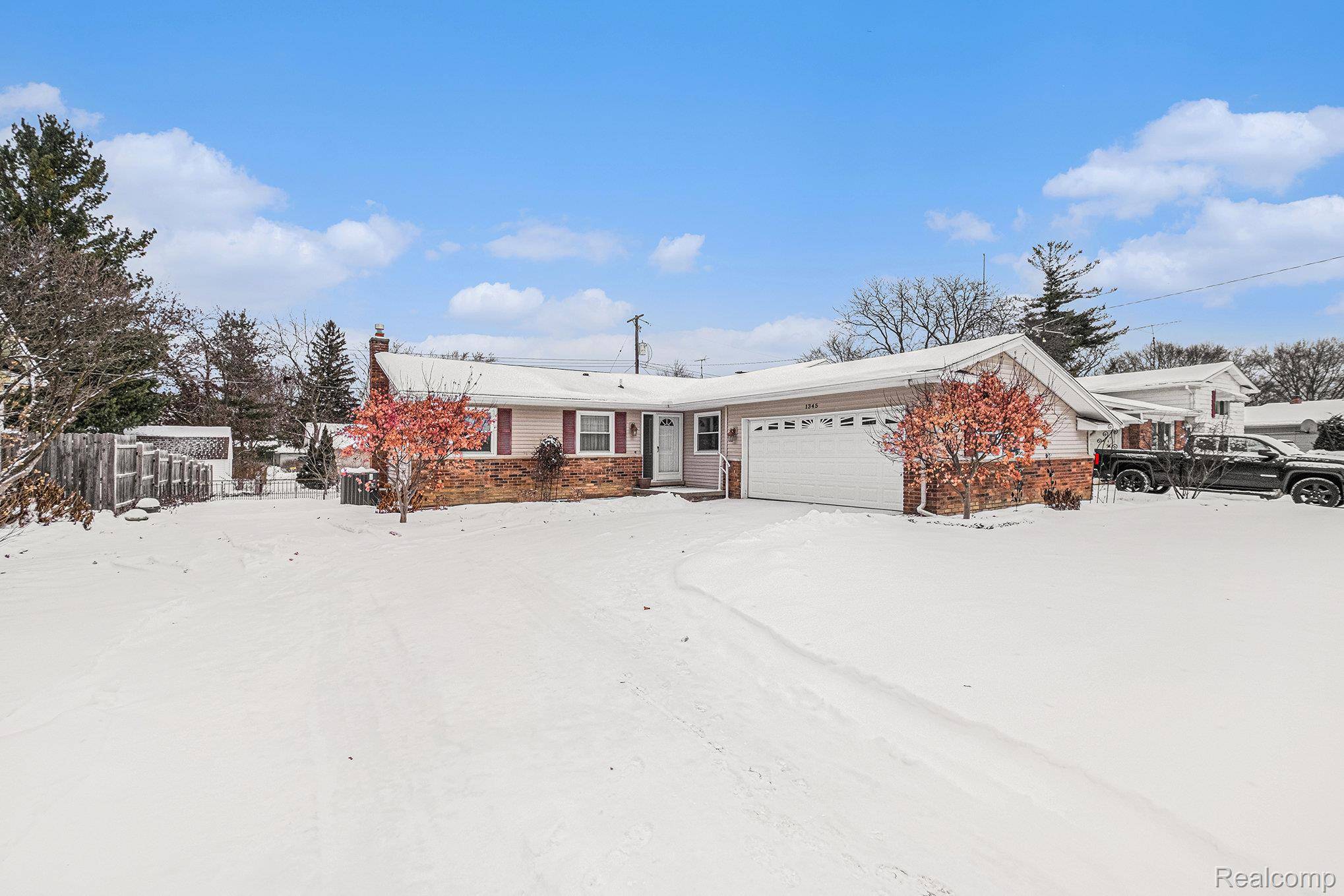 Flint, MI 48507,1345 Williamsburg RD