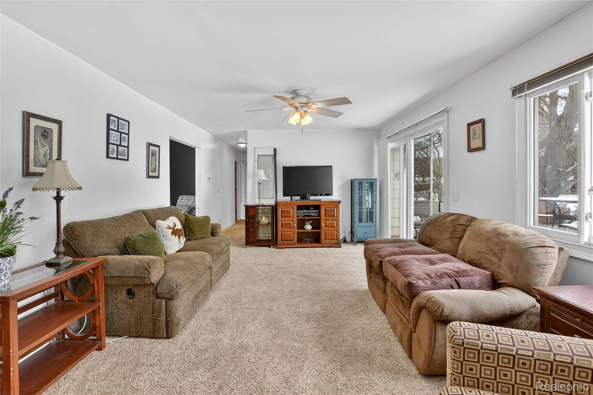 Grand Blanc, MI 48439,735 Huntington RD