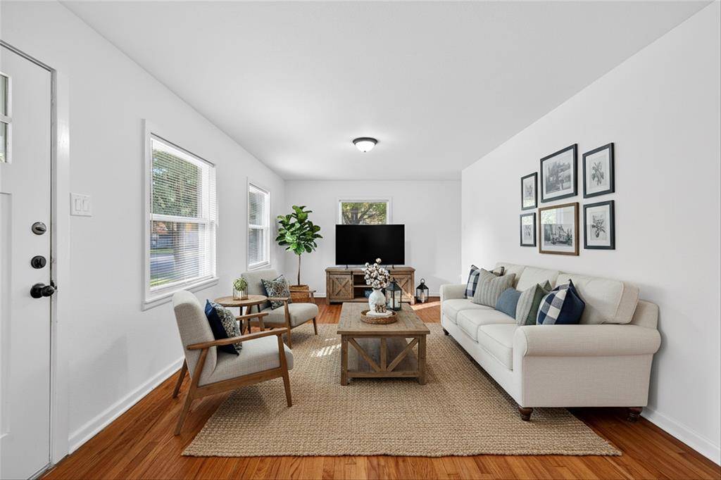 Sherman, TX 75092,409 W Burton Street