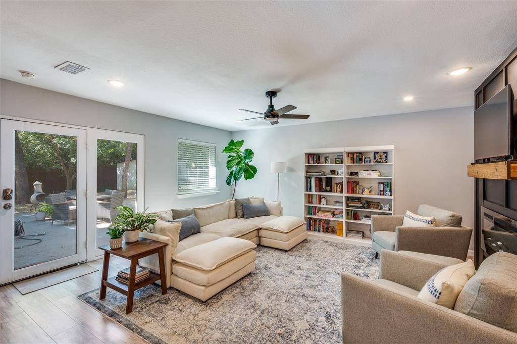 Euless, TX 76039,105 Shadow Lane