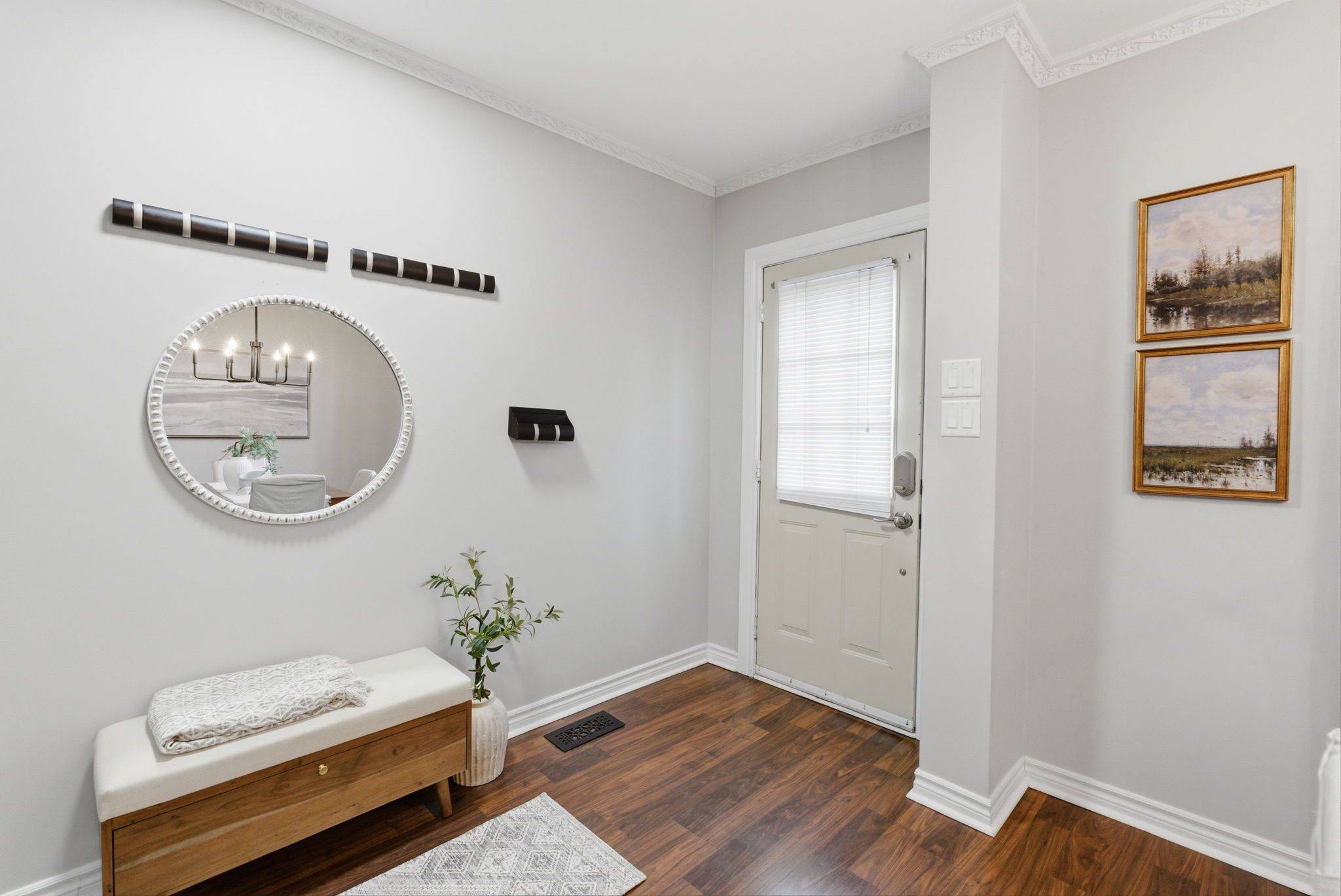 Oshawa, ON L1H 2M5,115 Banting AVE