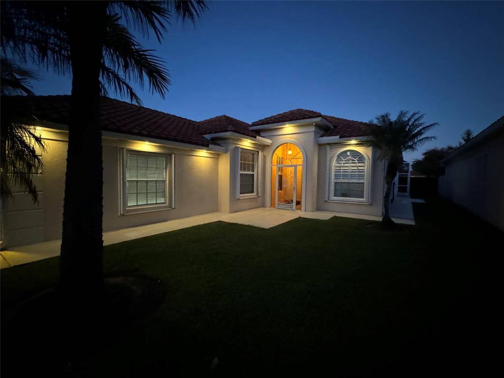 West Palm Beach, FL 33411,2752 Irma Lake Dr