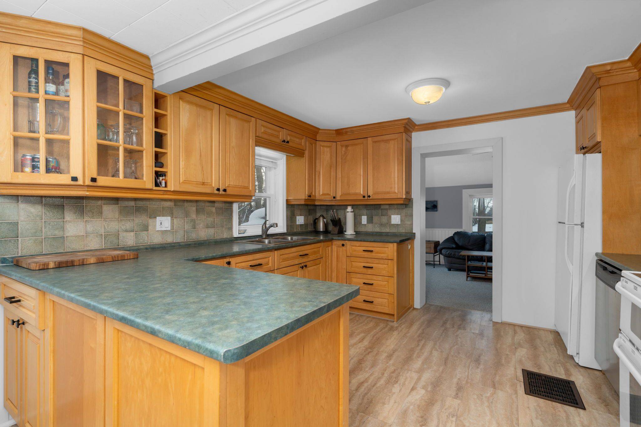 Oro-medonte, ON L4M 4Y8,3324 Penetanguishene RD