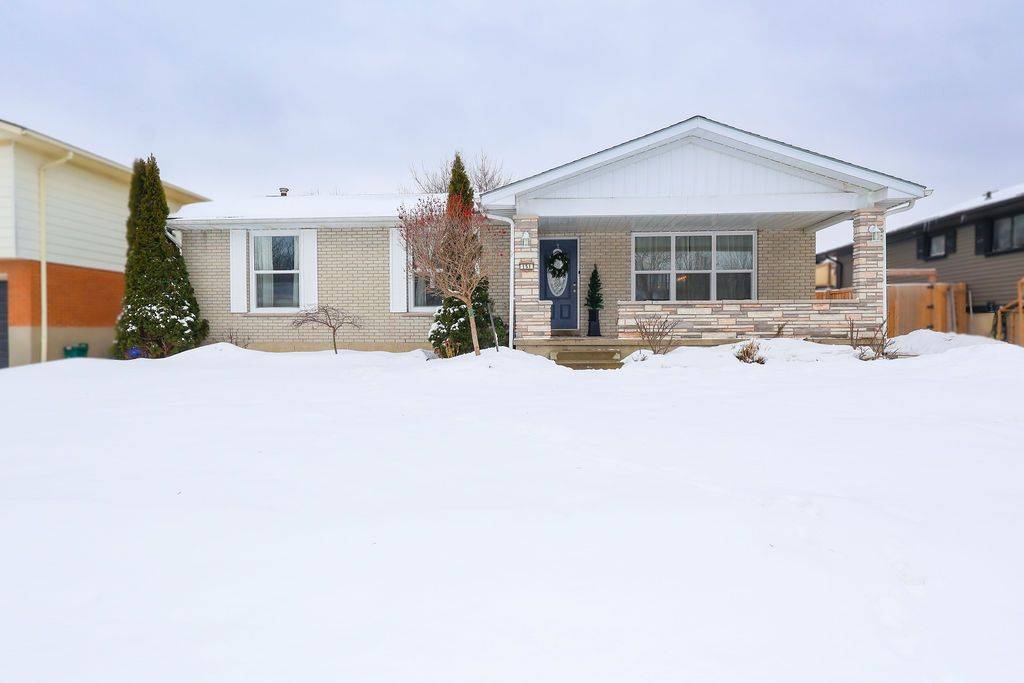 Stratford, ON N5A 5J7,151 Bedford DR