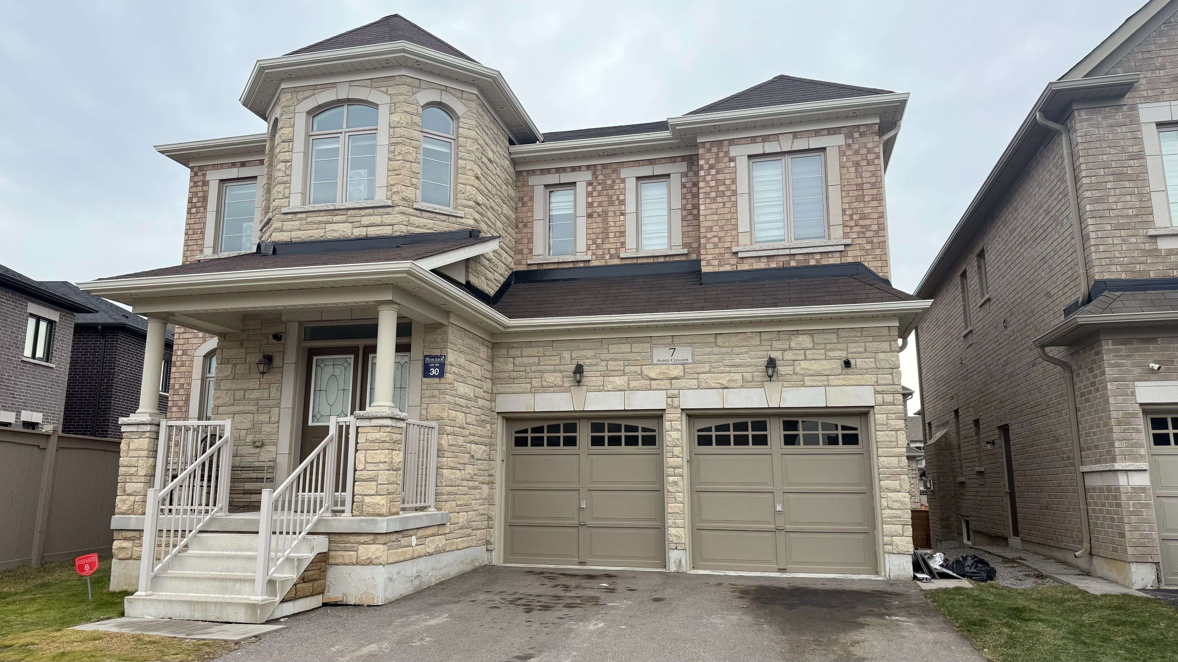 Hamilton, ON L8B 1W7,7 Avanti CRES #Basement