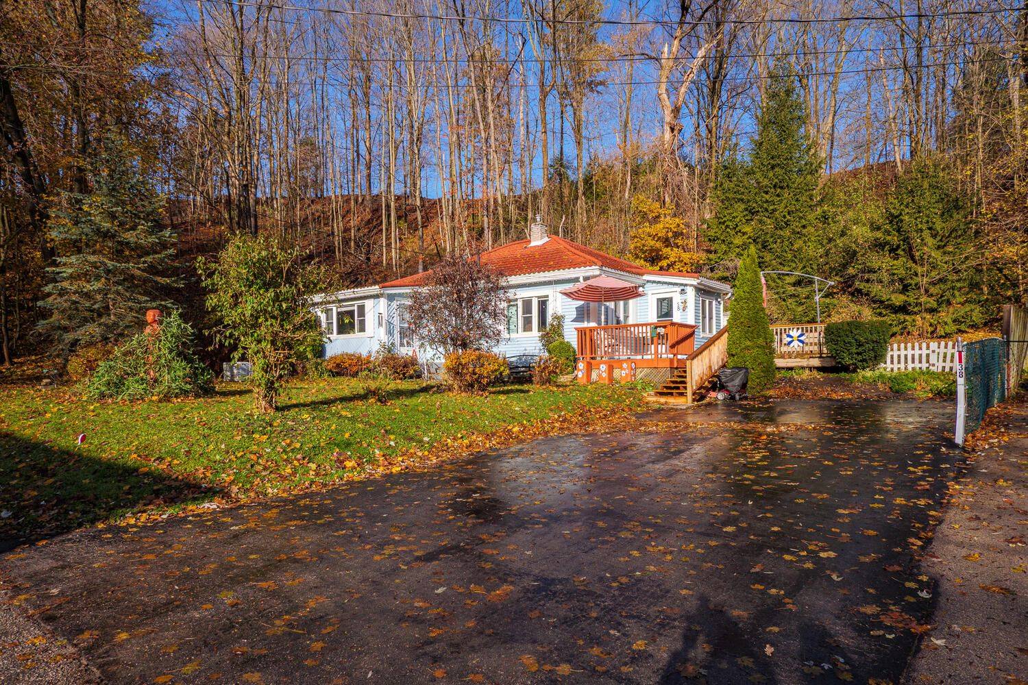 Owen Sound, ON N4K 0B4,58 2nd ST W