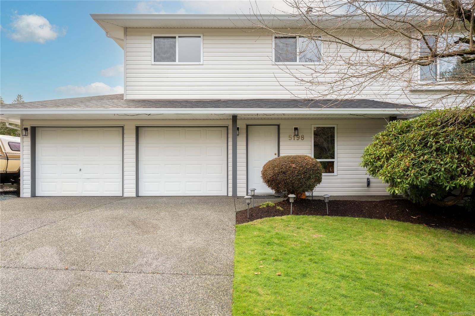 Nanaimo, BC V9T 6K5,5198 Dunn Pl