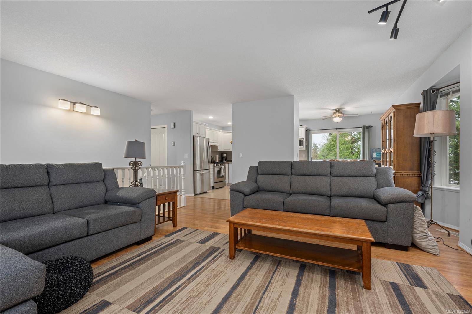 Nanaimo, BC V9T 6K5,5198 Dunn Pl