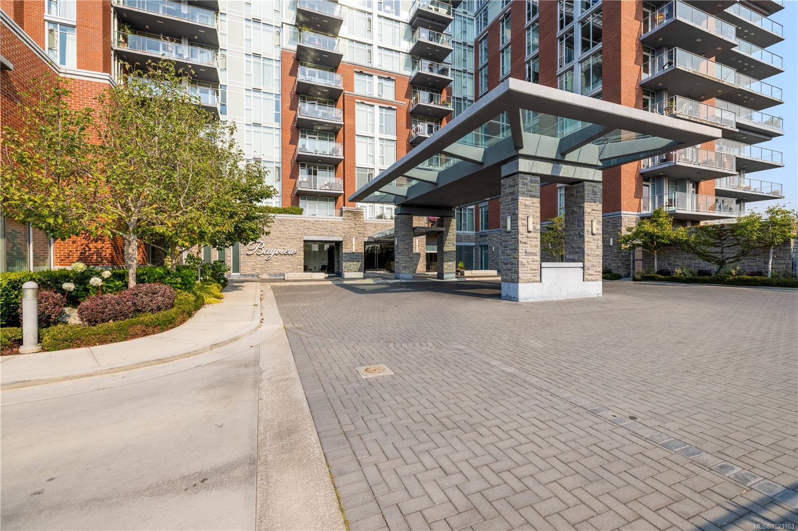 Victoria, BC V9A 0A1,100 Saghalie Rd #210