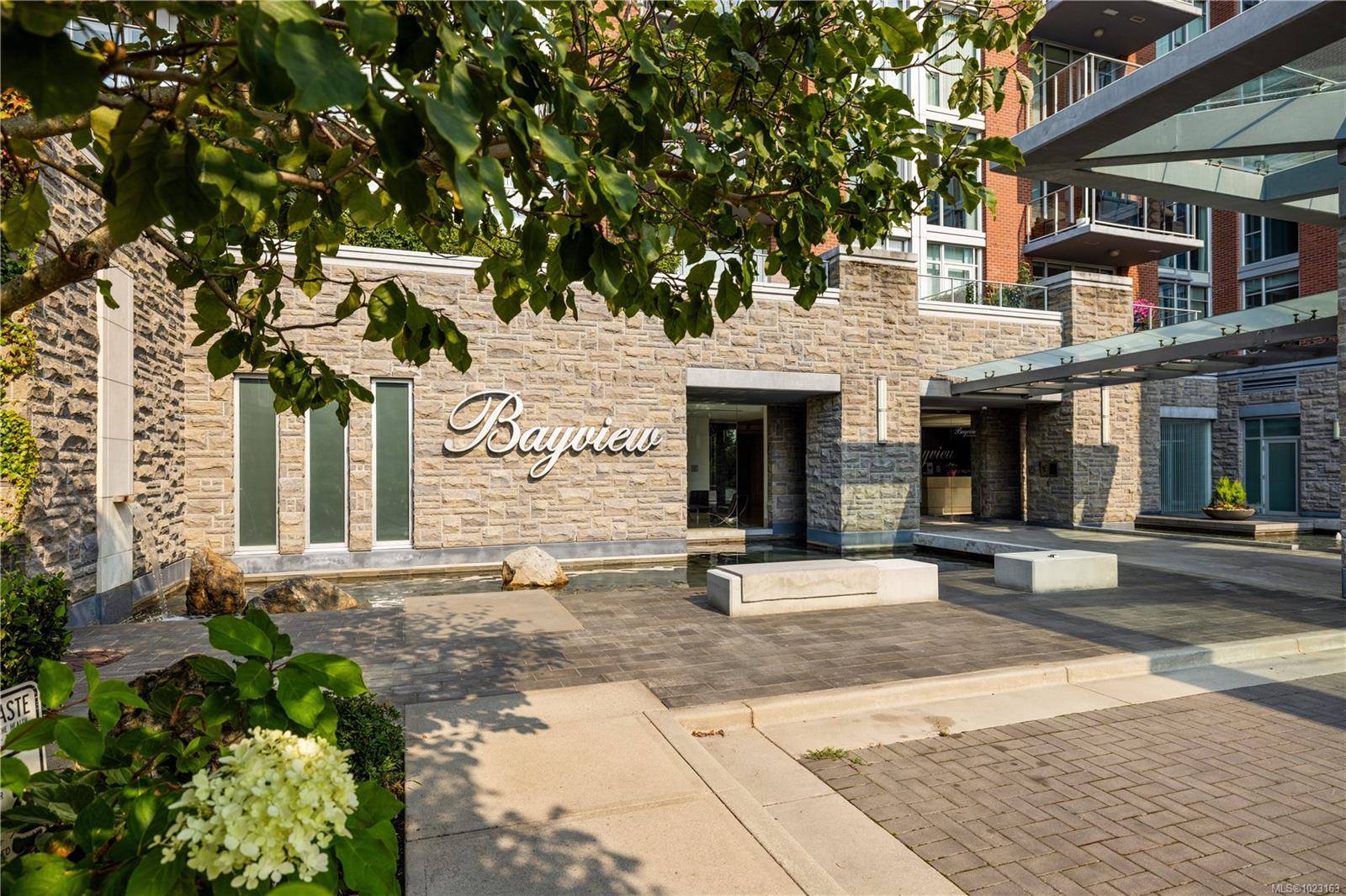 Victoria, BC V9A 0A1,100 Saghalie Rd #210