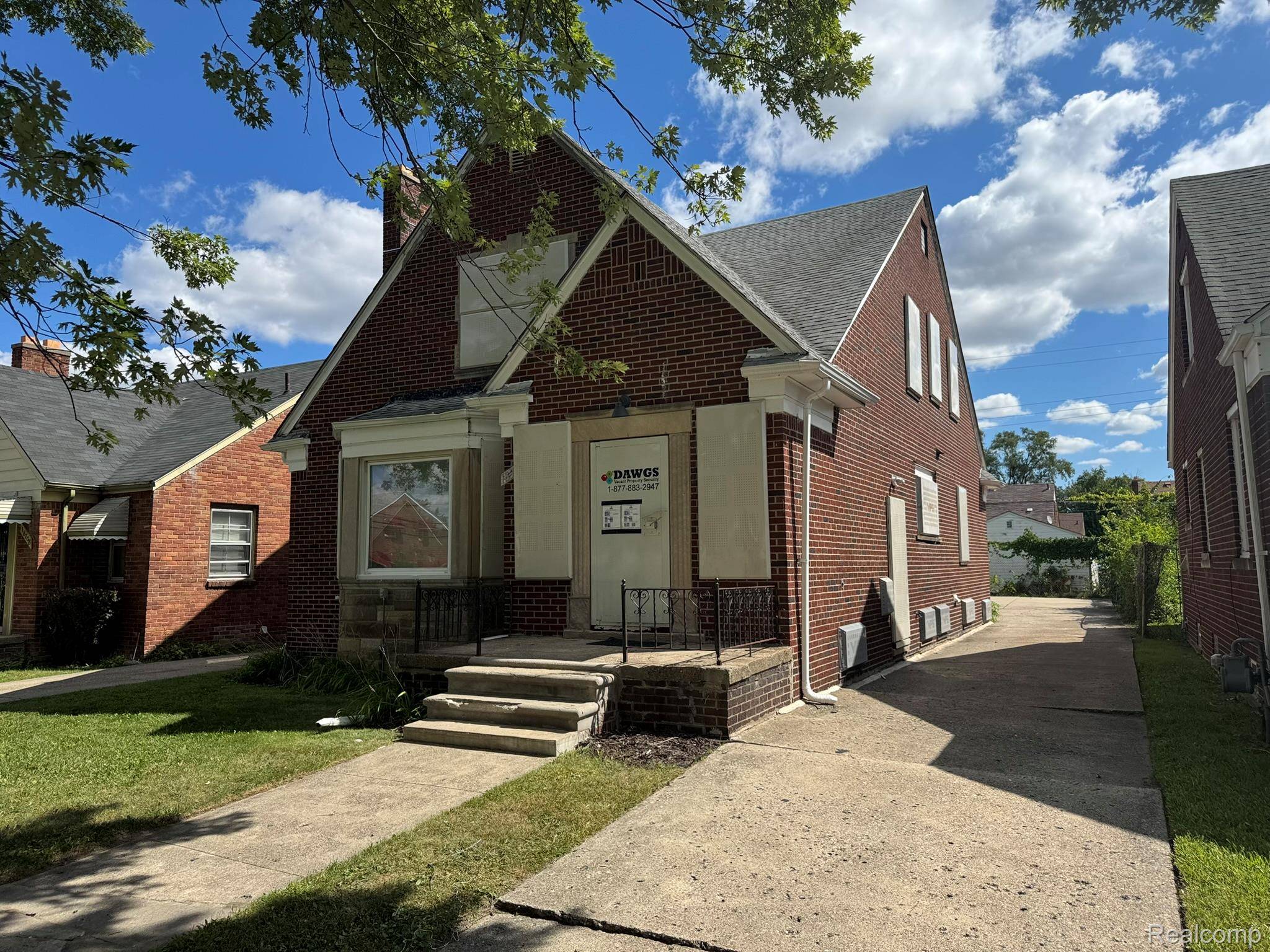 Detroit, MI 48235,18700 Whitcomb ST