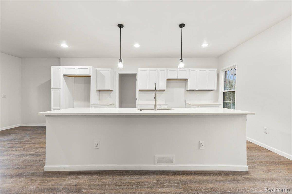 Detroit, MI 48204,4801 Sturtevant ST