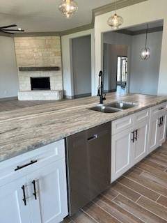 Athens, TX 75751,906 Maxine Drive