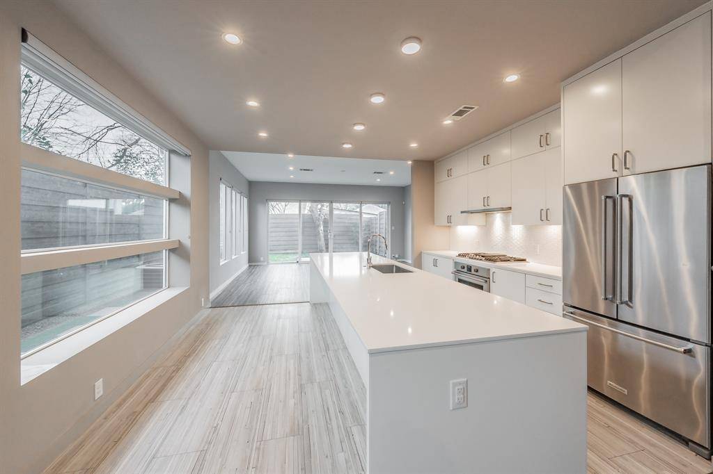 Dallas, TX 75204,4604 Weldon Street