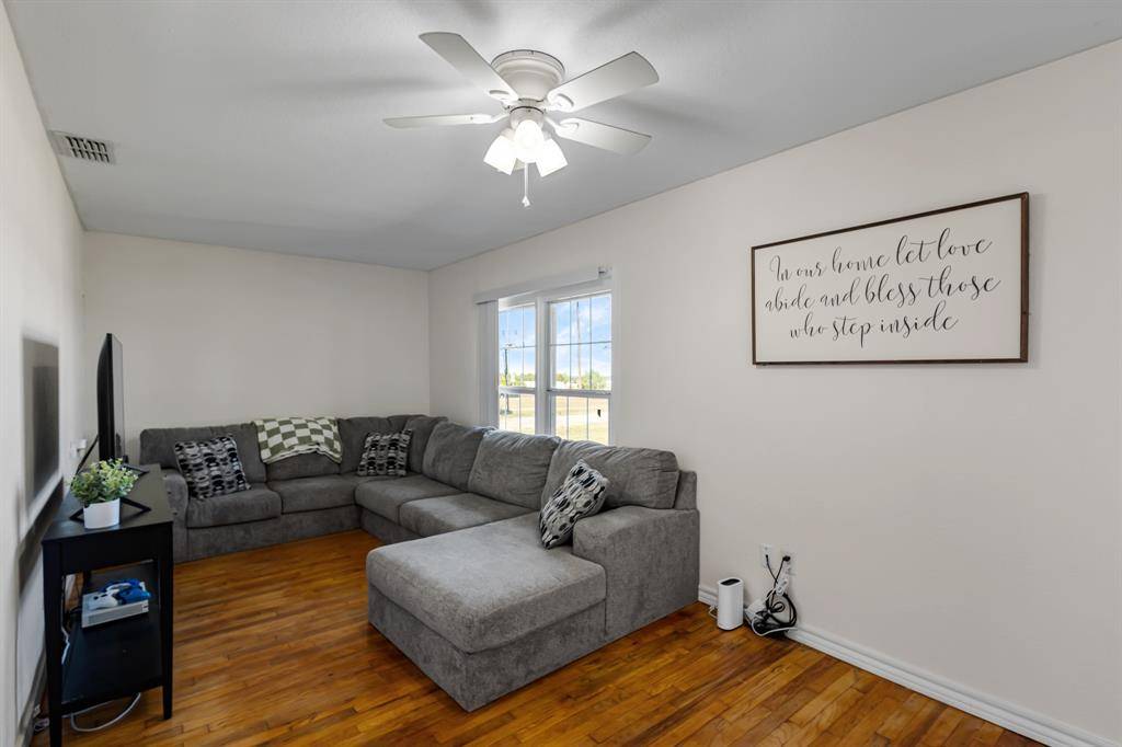 Paradise, TX 76073,638 Main Street