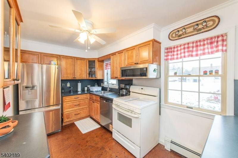 Pompton Lakes Boro, NJ 07442,1452 Lincoln Ave