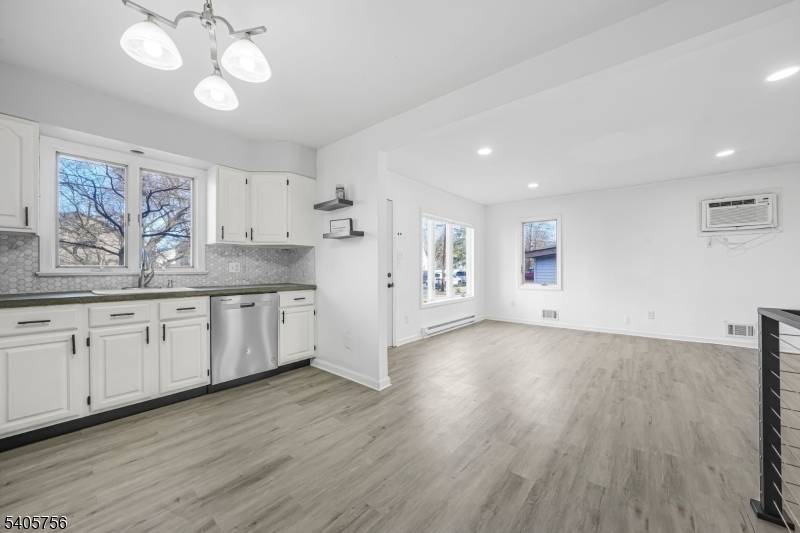 Parsippany-troy Hills Twp., NJ 07034,12 Carlson Pl