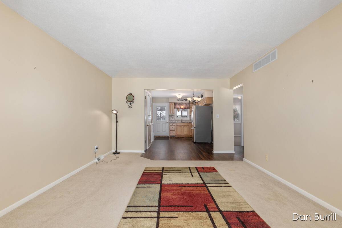 Byron Center, MI 49315,8454 SW Elkwood DR SW #11