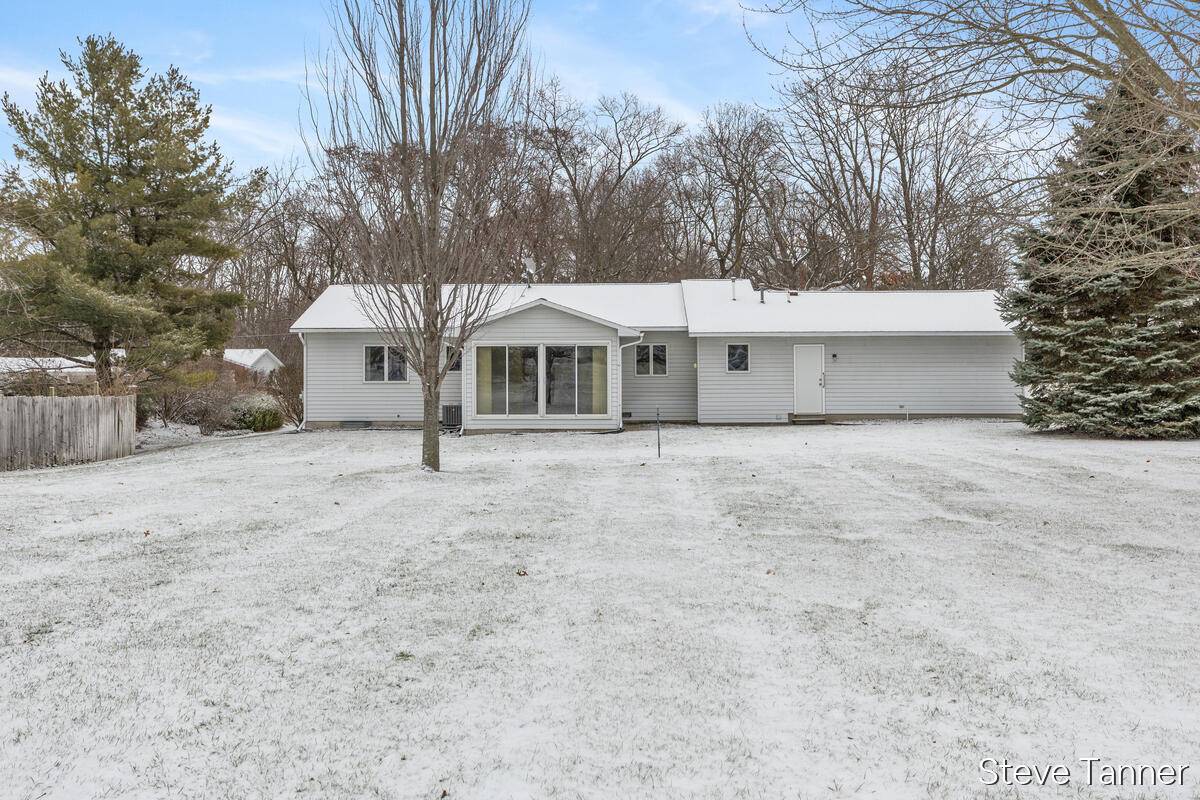 Greenville, MI 48838,611 S Baldwin ST