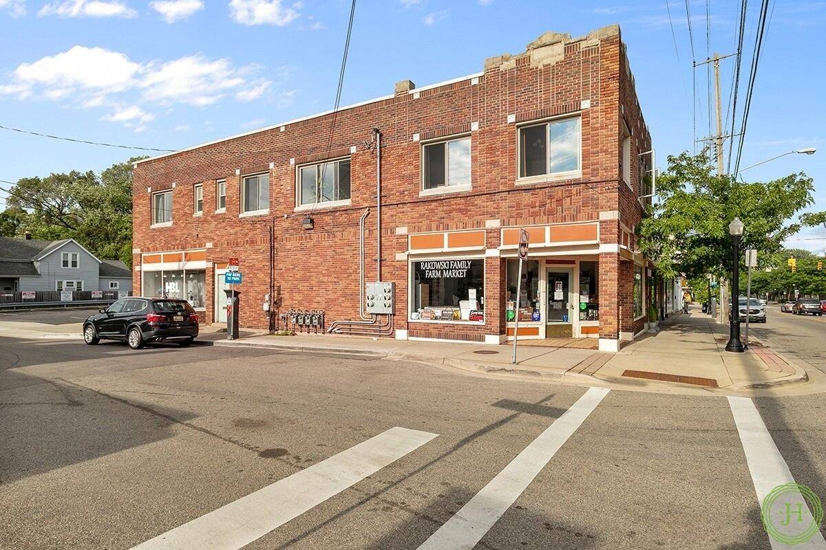 Grand Rapids, MI 49503,953 Fulton ST E