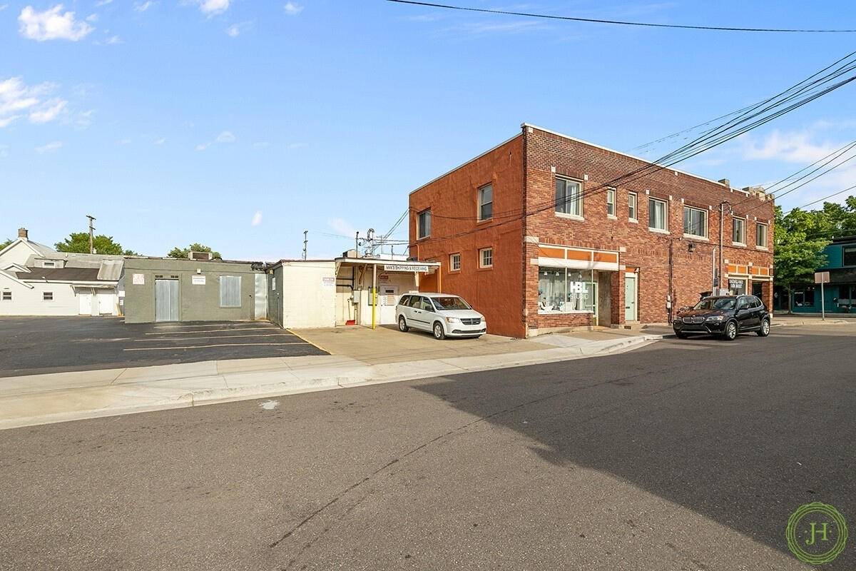 Grand Rapids, MI 49503,953 Fulton ST E