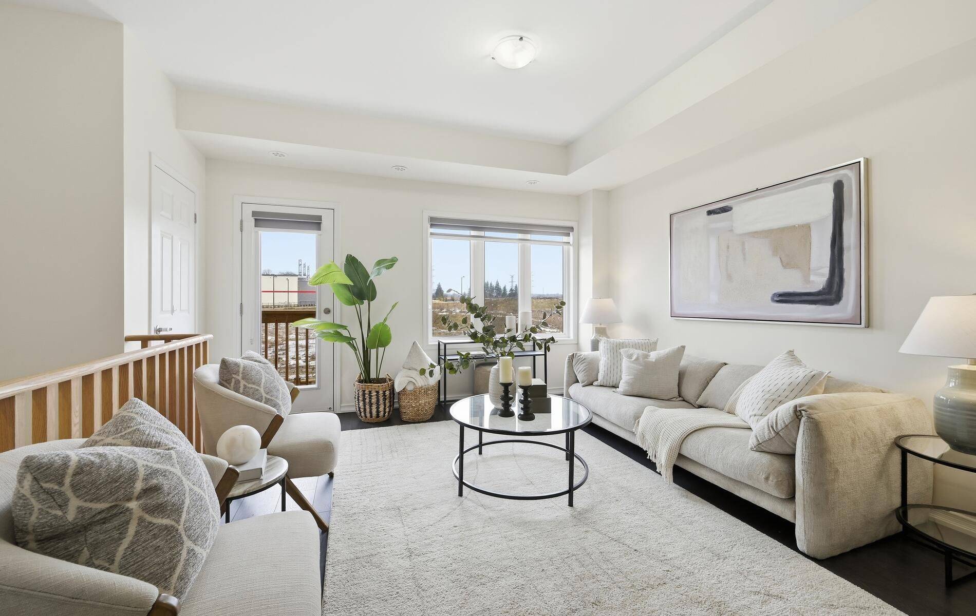 Oshawa, ON L1L 0P9,209 Danzatore PATH