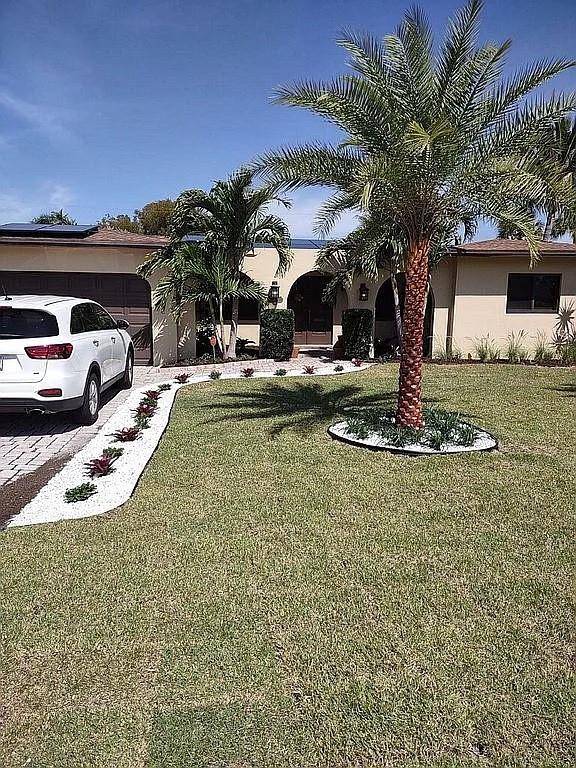 Pompano Beach, FL 33060,301 SE 8th Ct