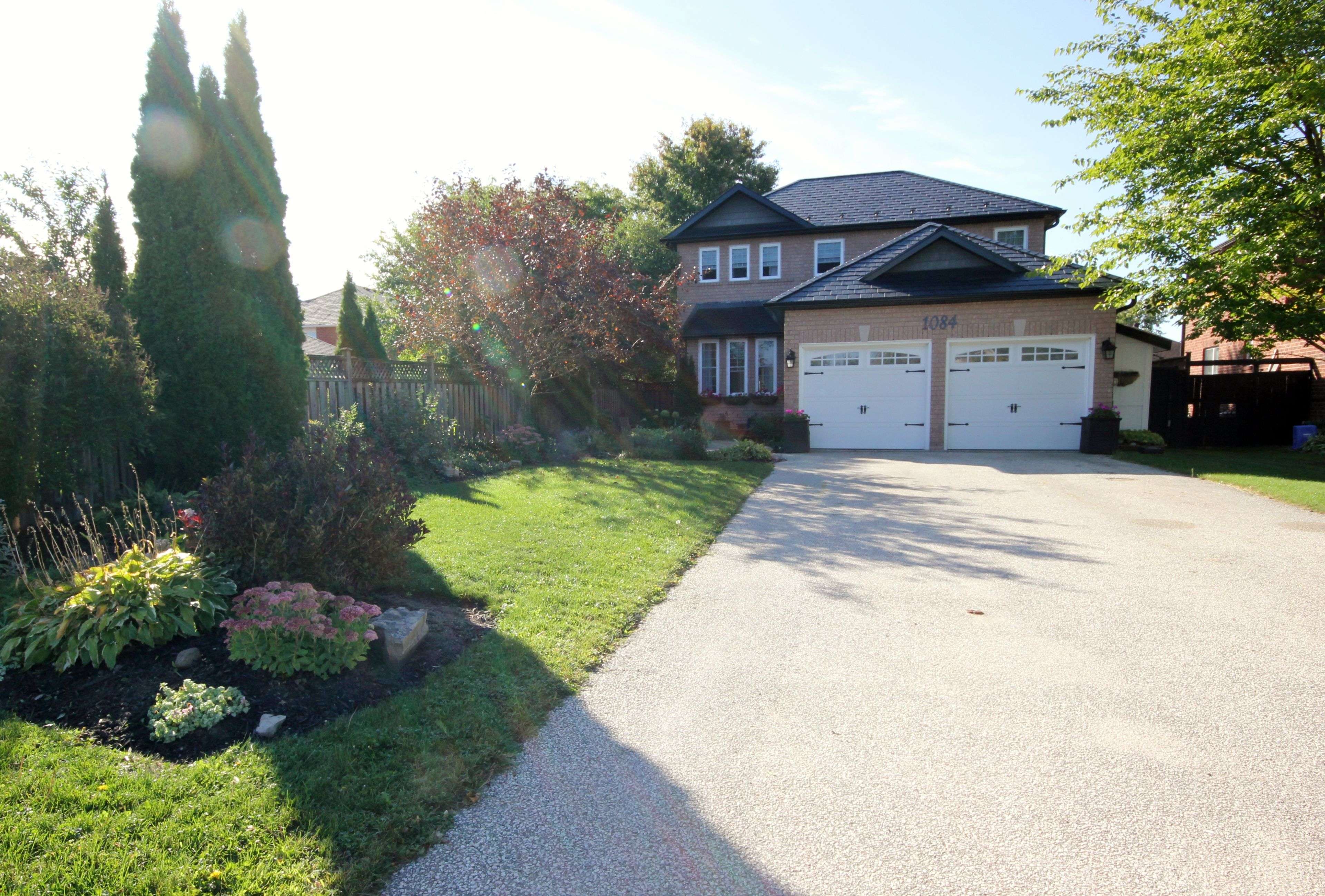 Innisfil, ON L9S 2B3,1084 Winnifred CT