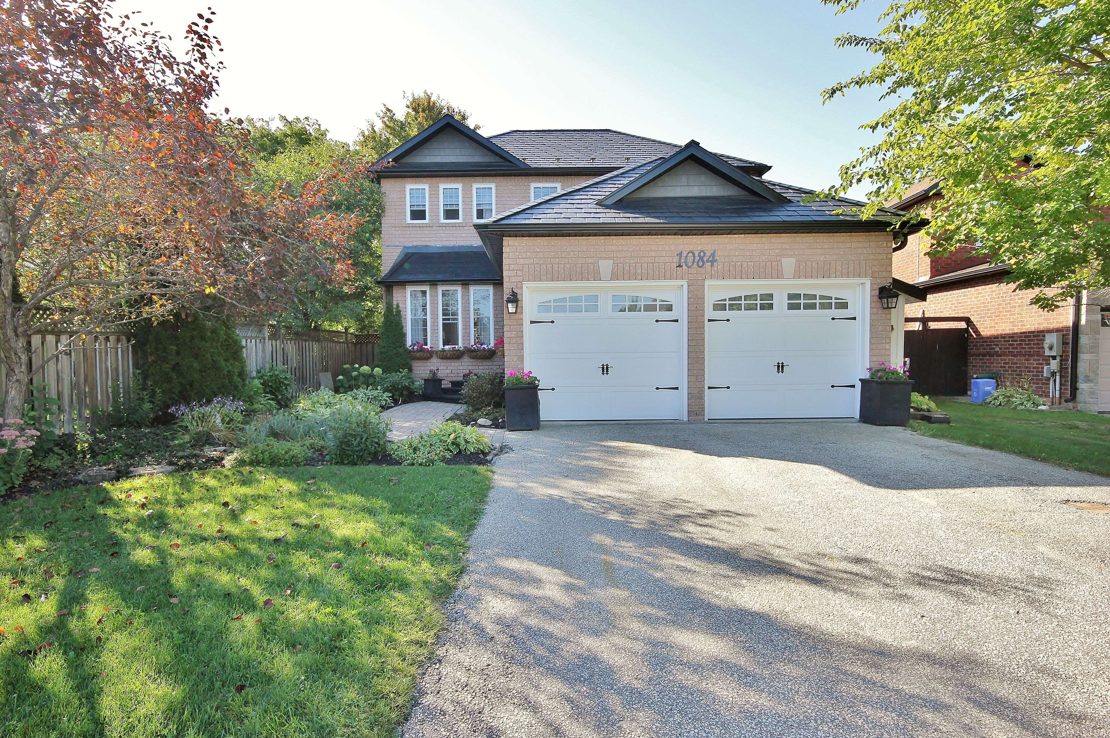 Innisfil, ON L9S 2B3,1084 Winnifred CT