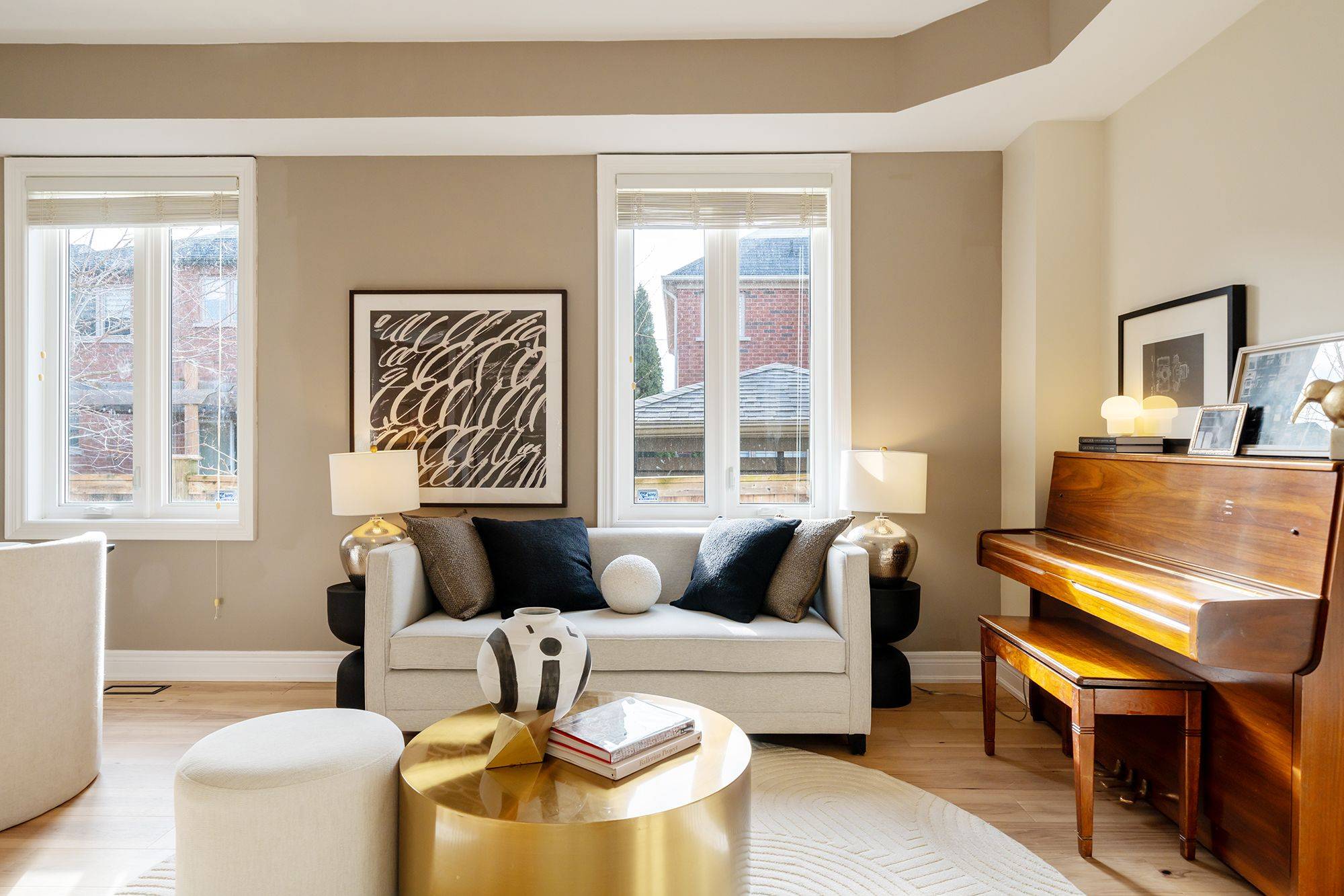 Oakville, ON L6M 0G5,2252 Pine Glen RD